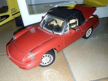 Alfa Romeo Spider 1/18 Burago, Maisto, ... beschikbaar voor biedingen
