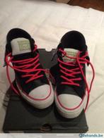 Sneakers woon in Sint-Niklaas, Kleding | Dames, Ophalen, Nieuw, Overige typen