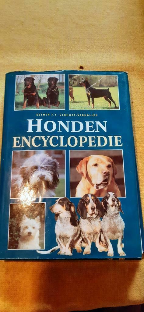 Honden encyclopedie, Boeken, Encyclopedieën, Gelezen, Los deel, Dieren, Ophalen of Verzenden