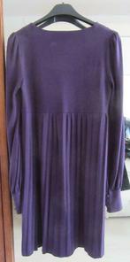 robe hiver mauve violet manche long décolleté carré 40, Vêtements | Femmes, Comme neuf, Taille 38/40 (M), Enlèvement ou Envoi