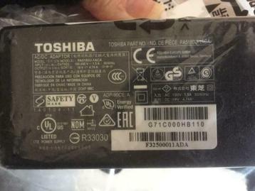 Toshiba Laptop AC Adapter 90W, Enlèvement, Neuf