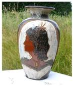 §  grand vase en gres profil feminin, Antiquités & Art, Antiquités | Céramique & Poterie, Enlèvement ou Envoi