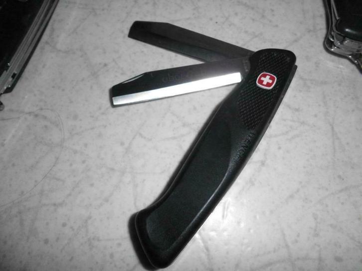 wenger ranger zakmes ' oboes ch', Verzamelen, Militaria | Algemeen, Overige soorten, Mes of Dolk, Ophalen