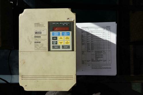 frequentieregelaar 1,50Kw Omron Sysdrive 3G3XV 1F 230V, Hobby en Vrije tijd, Elektronica-componenten, Gebruikt, Ophalen of Verzenden