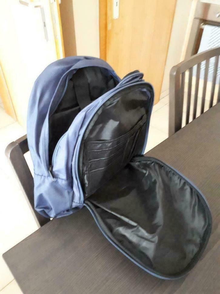 Kuifje tassen, Handtassen en Accessoires, Tassen | Schoudertassen, Zo goed als nieuw, Overige merken, Overige kleuren, Ophalen of Verzenden