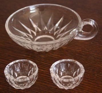 display "saus", zout en peper beschikbaar voor biedingen