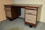 mooie industriële originele ijzeren bureau uit jaren '60, Ophalen