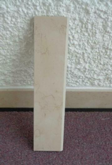 Plinthe en grès cérame. 300 X 70 mm. 19 pièces, Enlèvement, Comme neuf