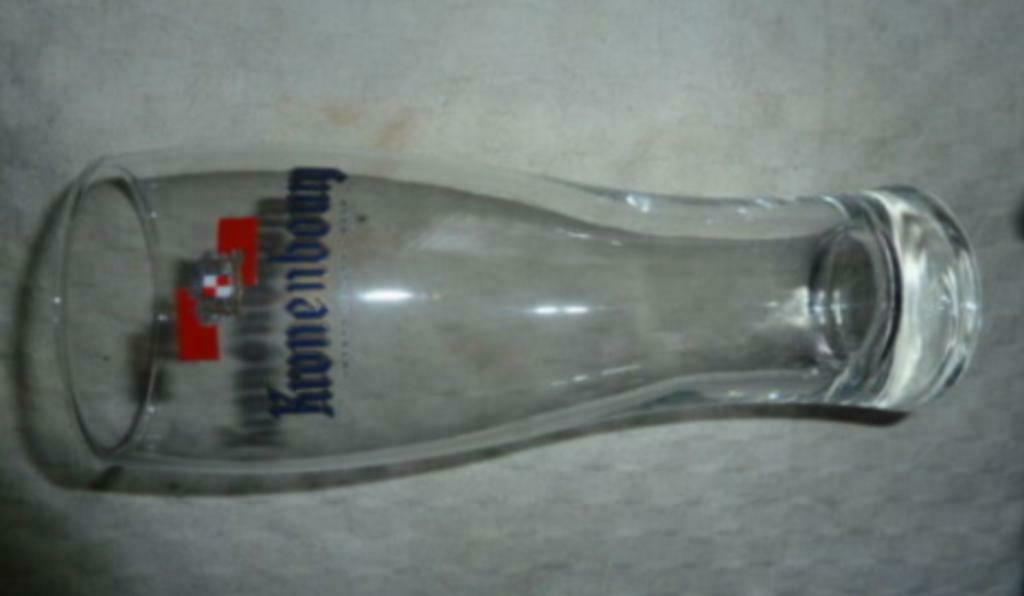 #A bier glas KRONENBOURG International Beer, Ophalen of Verzenden, Nieuw, Bierglas