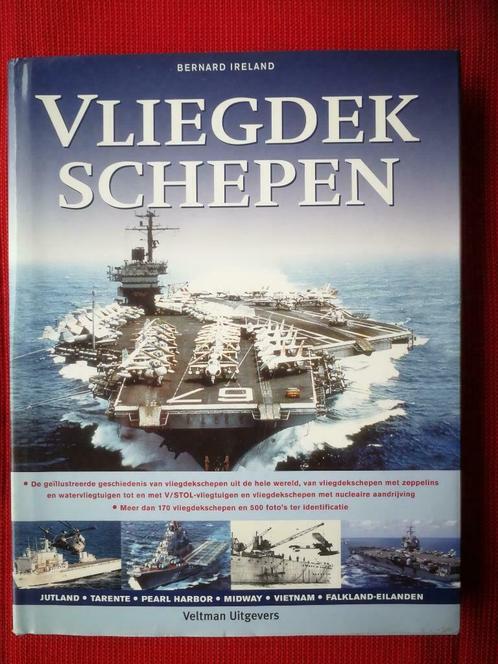Prachtig boek over vliegdekschepen (BVC10), Boeken, Oorlog en Militair, Zo goed als nieuw, Ophalen of Verzenden