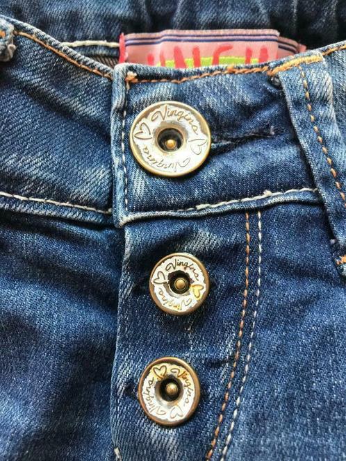 Stoere driekwarts meisjes jeans Vingino maat 134-140, Enfants & Bébés, Vêtements enfant | Taille 134, Comme neuf, Fille, Pantalon
