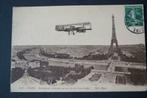 Parijs vliegtuig vliegt rond de Eifeltoren, Frankrijk, Gelopen, Ophalen of Verzenden, Voor 1920
