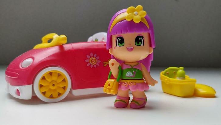 PINYPON SPEELSET / CABRIO + 3 FIGUURTJES, Kinderen en Baby's, Speelgoed | Poppen, Zo goed als nieuw, Overige typen, Ophalen of Verzenden
