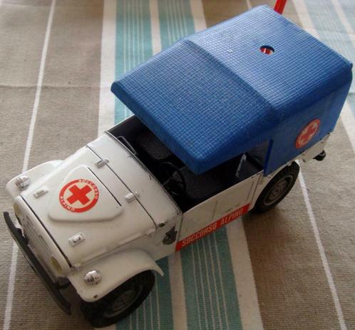 Jeep Fiat Campagnola, Barlux, "Soccorso Alpino", 1/25, Italy, Collections, Jouets miniatures, Utilisé, Enlèvement ou Envoi