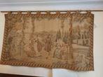 Ancienne tapisserie décor de scène galante