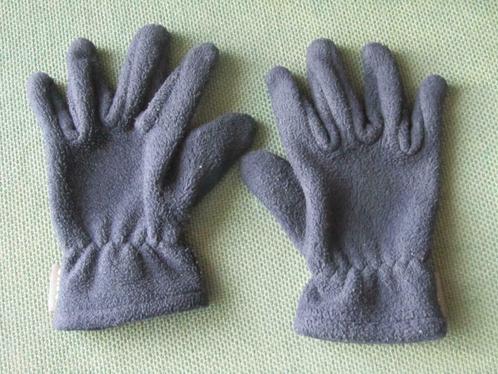 Jocko 2 paar fleece handschoenen vermoedelijk  8/11 jaar, Kinderen en Baby's, Kinderkleding | Mutsen, Sjaals en Handschoenen, Gebruikt