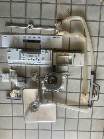 Miele vaatwasser onderdelen. Zie onderdelenlijst., Enlèvement ou Envoi, Utilisé