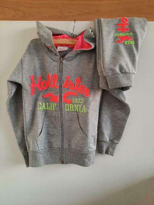 Trainingspak/jogging - Hollister - maat 98/104 (4 j)- meisje, Kinderen en Baby's, Kinderkleding | Maat 104, Gebruikt, Meisje, Sport- of Zwemkleding