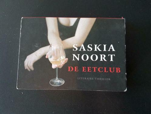 Dwarsligger: Saskia Noort - De eetclub, Livres, Thrillers, Comme neuf, Enlèvement ou Envoi