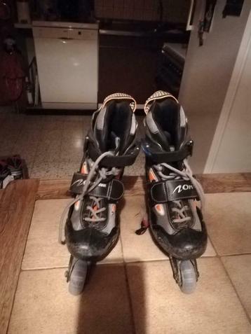 Rollerblades maat 32, in zeer goede staat, grijs en oranje v beschikbaar voor biedingen