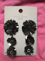 Boucles d’oreilles Zara neuves fleurs perles noires, Bijoux, Sacs & Beauté