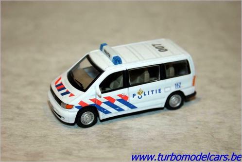 Mercedes-Benz Vito Nederlandse Politie 3inches Hongwell, Hobby en Vrije tijd, Modelauto's | Overige schalen, Zo goed als nieuw