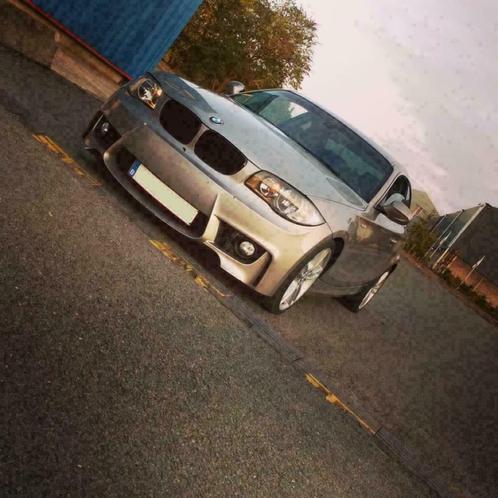 PARE CHOC AVANT LOOK 1M BMW E81 E82 E87 E88 (04-11) SANS PD, Auto diversen, Tuning en Styling, Ophalen of Verzenden