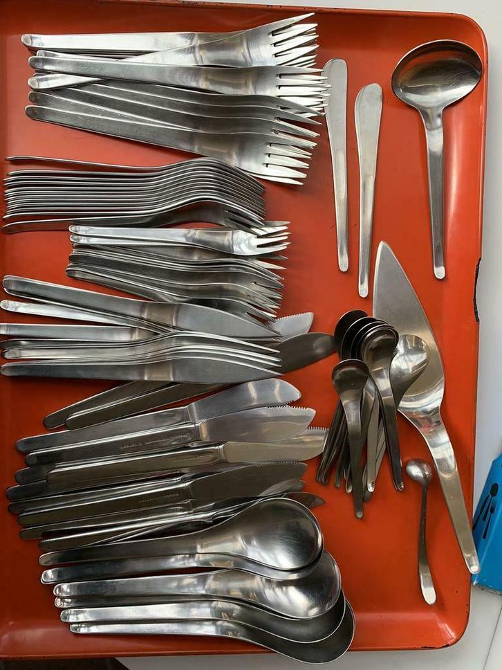 Hugo Pott 89 delig  12 personen 18/10 staal bestek 22, Huis en Inrichting, Keuken | Bestek, Zo goed als nieuw, Ophalen