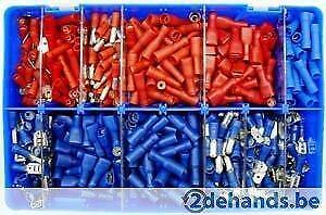 Assortiment kabelschoenen rood-blauw 550-delig, Auto diversen, Autogereedschap, Nieuw, Ophalen of Verzenden