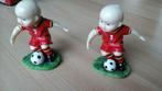 paire footballeurs en résine  9x8cm   vintage '90, Collections, Articles de Sport & Football, Enlèvement ou Envoi, Comme neuf
