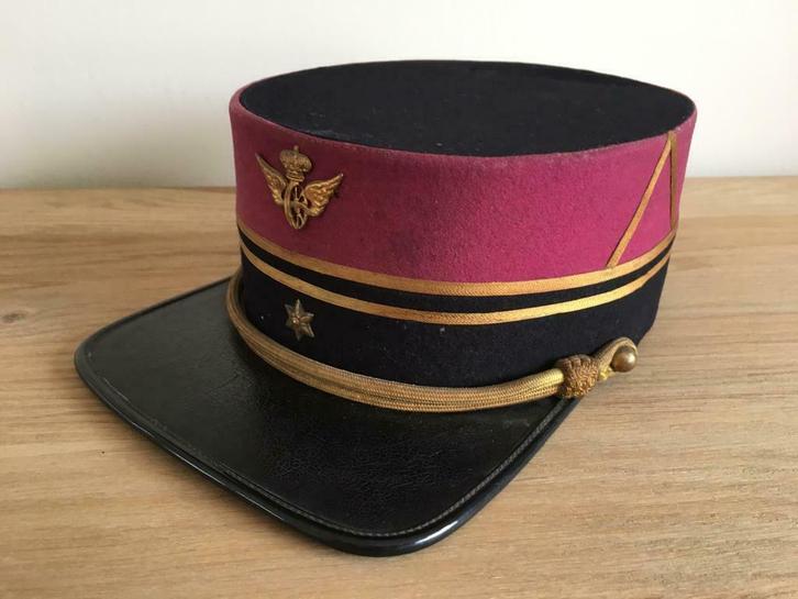 Gezocht; hoofddeksels NMBS SNCB kepie kepi, Verzamelen, Spoorwegen en Tram, Gebruikt, Trein, Overige typen, Ophalen