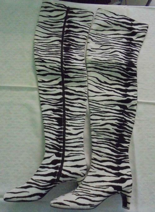 Zebra sexy overknee laarzen Philippe Model Paris maat 37, Kleding | Dames, Schoenen, Nieuw, Hoge laarzen, Overige kleuren, Ophalen