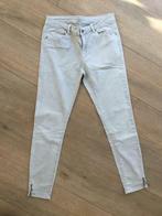 Skinny jeans Lichtgrijze- Pimkie - Maat 36, Kleding | Dames, Spijkerbroeken en Jeans, Ophalen of Verzenden, Zo goed als nieuw