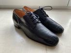 Chaussures homme Bruno MAGLI en cuir noir Pointure 40-41, Vêtements | Hommes, Chaussures, Enlèvement ou Envoi, Chaussures à lacets