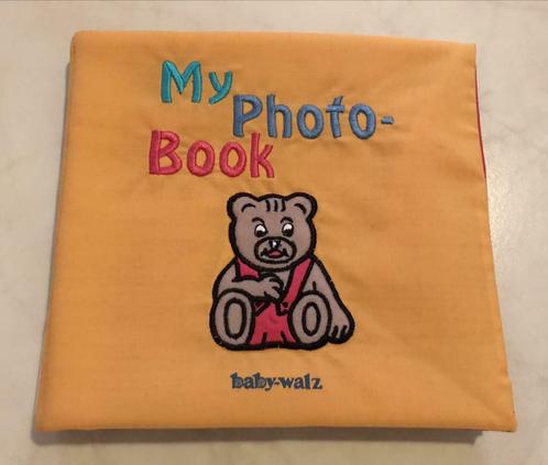 Stoffen album met 6 fotohoesjes erin *Nieuw*, Kinderen en Baby's, Kinderspulletjes, Nieuw, Ophalen of Verzenden