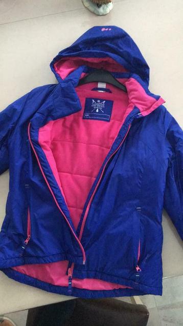 Équipement pour le ski, Ski, Vêtements