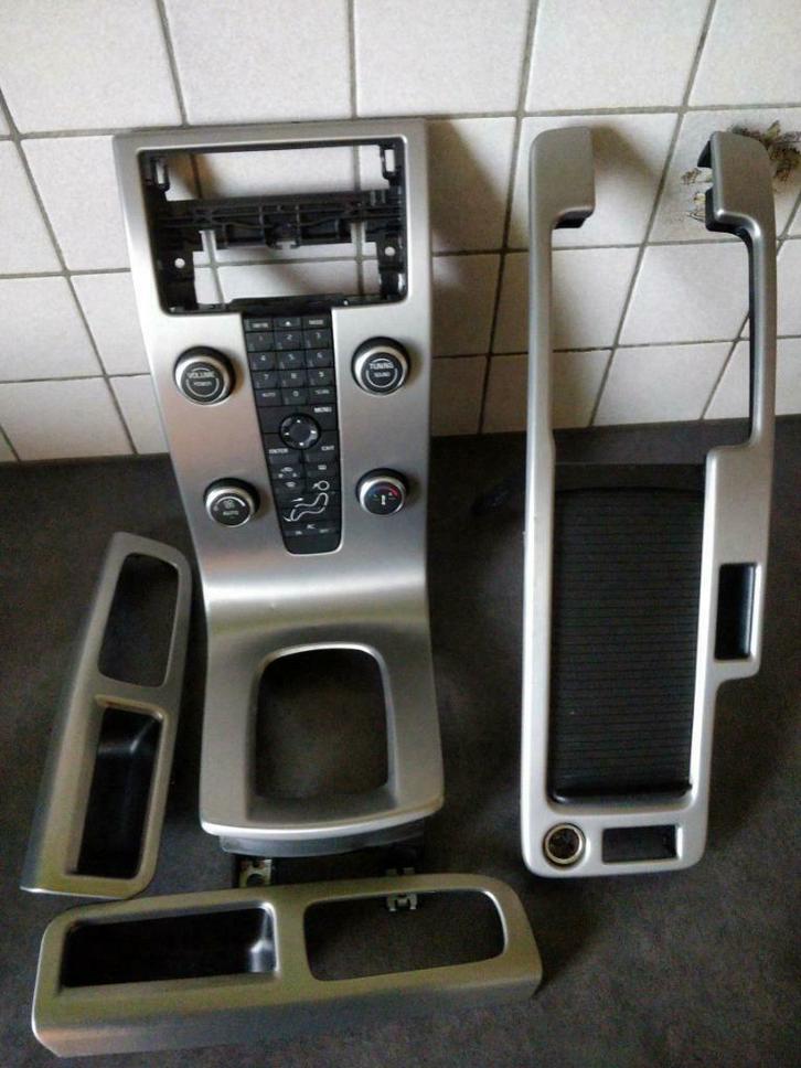 Volvo C30 Console centrale plus éléments décoratifs Alu bros, Auto-onderdelen, Interieur en Bekleding, Volvo, Gebruikt, Ophalen