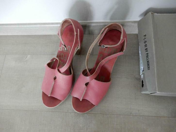 Chaussures rose framboise Palladium pointure 41, Vêtements | Femmes, Chaussures, Comme neuf, Chaussures à haut talons, Rose, Enlèvement ou Envoi