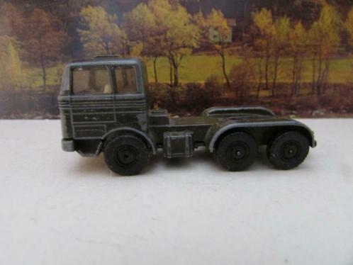 Mercedes trekker, Efsi, Hobby en Vrije tijd, Modelauto's | 1:87, Gebruikt, Bus of Vrachtwagen, Efsi, Verzenden