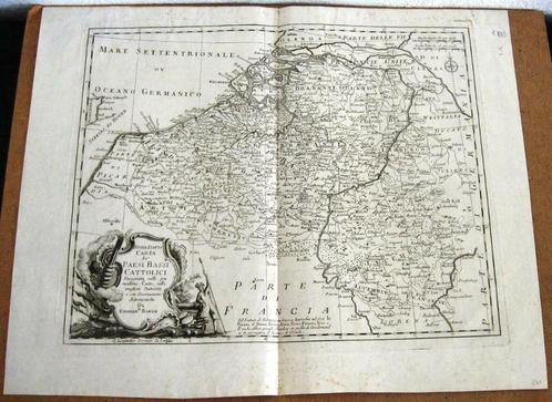 K14 Kaart Nuova Esatta Carta de Paesi Bassi Cattolici 1715?, Boeken, Atlassen en Landkaarten, Gelezen, Landkaart, België, Voor 1800