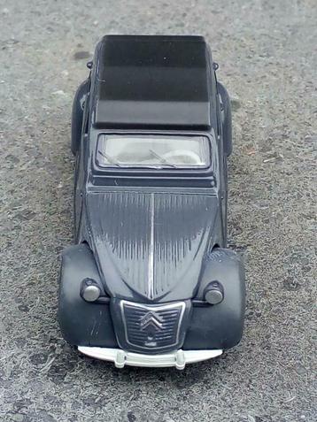 Citroën 2Cv miniature Norev, Verzamelen, Ophalen, Zo goed als nieuw, Auto's