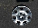 1 Oude Renault wieldoppen, 15 inch, Ophalen of Verzenden, Gebruikt