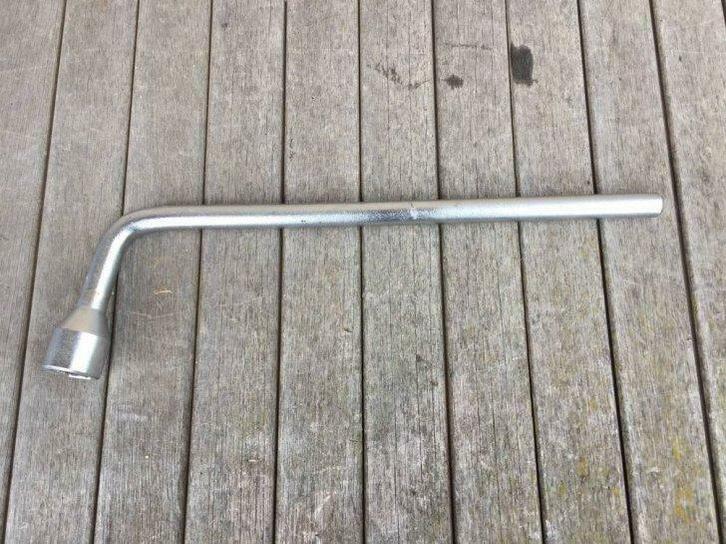 Sleutel losdraaien wielbouten auto-mercedes 200 / 250 reeks., Auto diversen, Autogereedschap, Nieuw, Ophalen of Verzenden