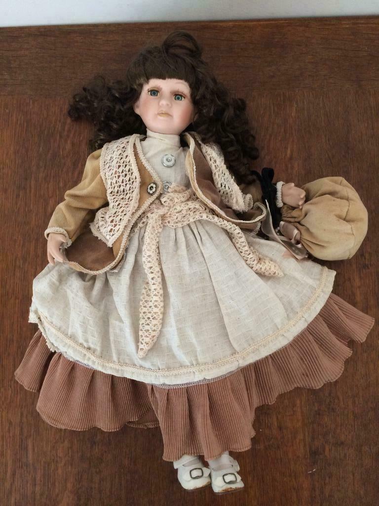 Gebruder Kuhnlenz - 44-17 - Ancienne poupée mignonette fin