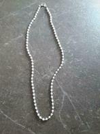 Wit - grijze vintage ketting., Ophalen, Gebruikt, Kunststof
