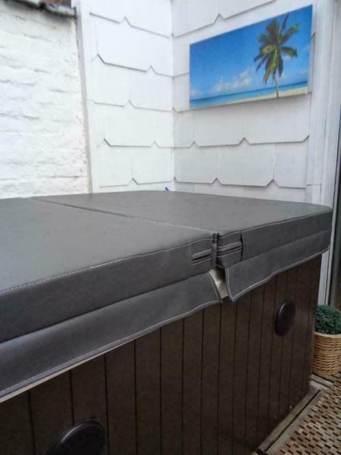 Gezocht : Nieuwe of 2dehandse COVER voor jacuzzi 185 x 125cm, Tuin en Terras, Zwembad-toebehoren, Zo goed als nieuw, Afdekzeil
