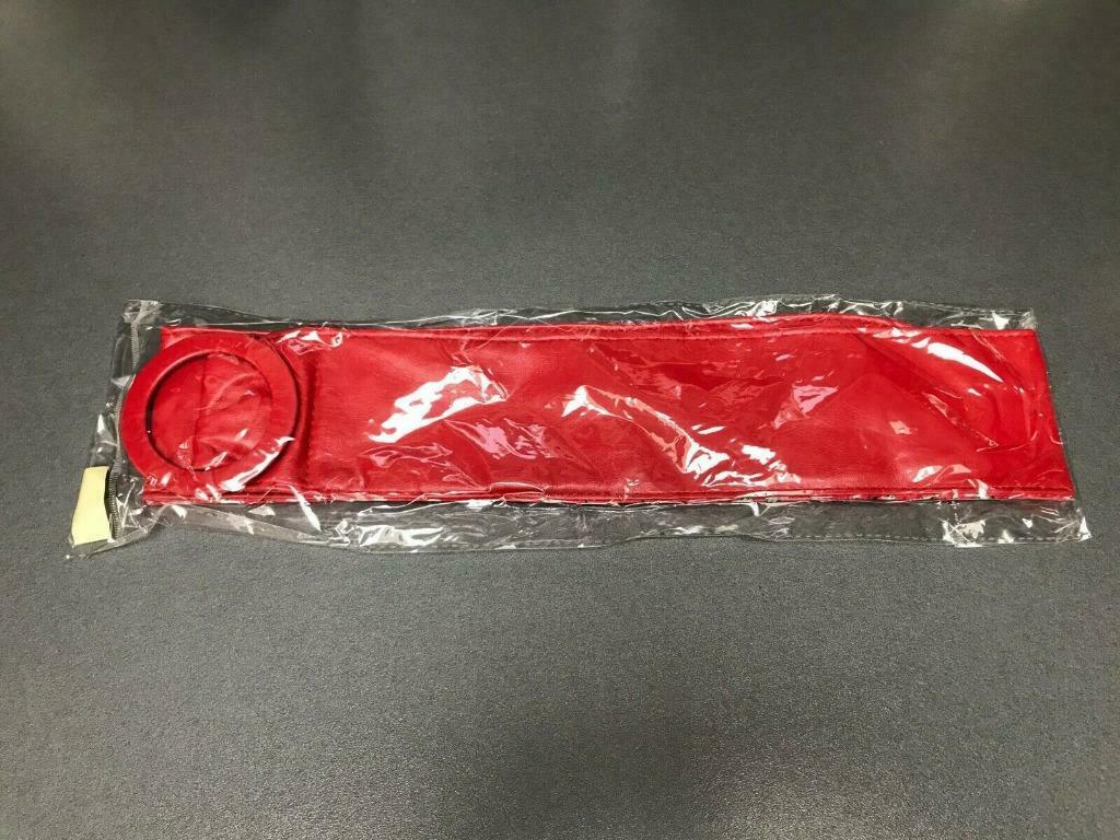 Ceinture rouge "motifs cerises" neuve --, Enlèvement ou Envoi, Sans marque, Ceinture, Neuf