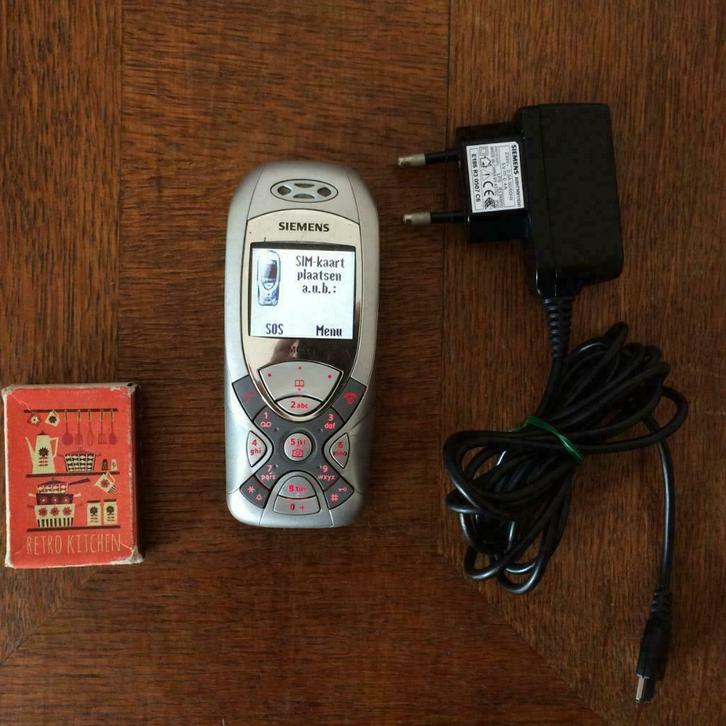 Siemens MC60 klein zilver mobiel telefoontje met oplader, Telecommunicatie, Mobiele telefoons | Siemens, Gebruikt, Zonder abonnement