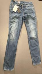 Jeans femme  G Star Taille 38/40 neuf jamais porté avec ses, Bleu, W30 - W32 (confection 38/40), G Star, Enlèvement ou Envoi