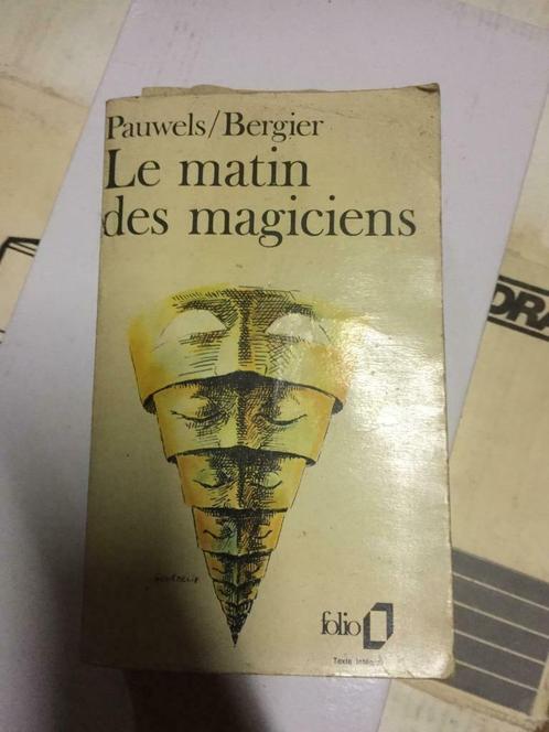 ② Le matin des magiciens — E-books — 2ememain
